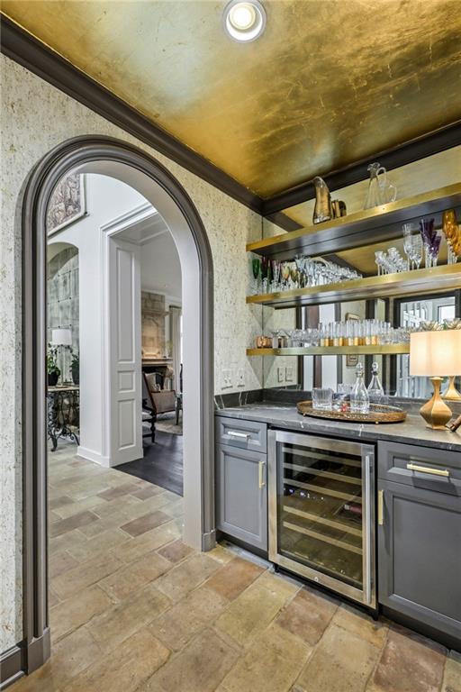 2551 Potomac Avenue NE