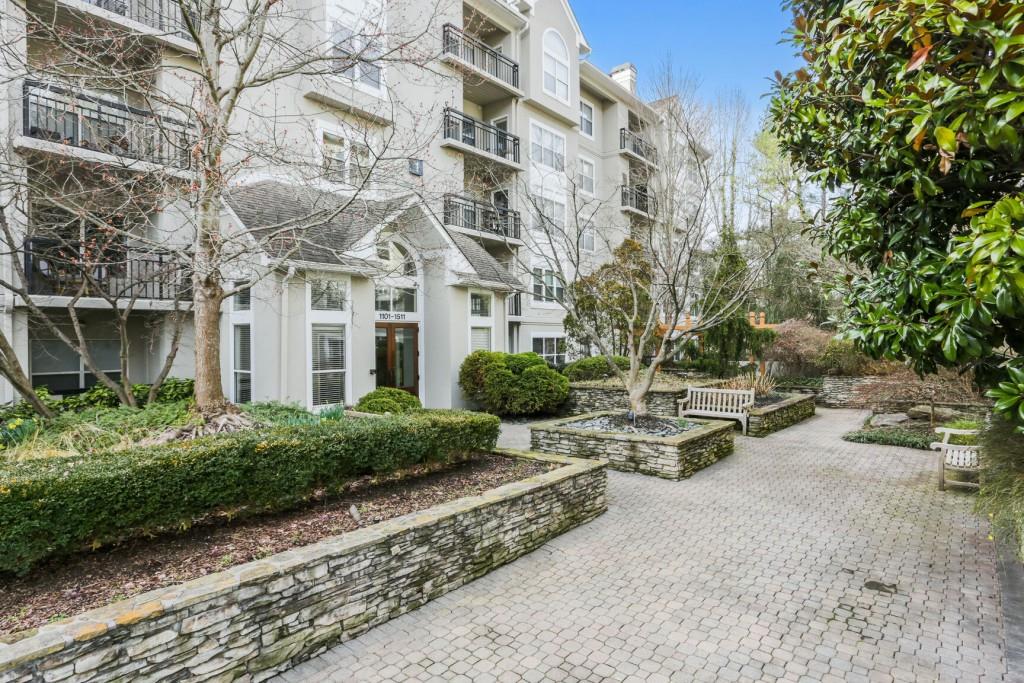 1109 River Green Drive