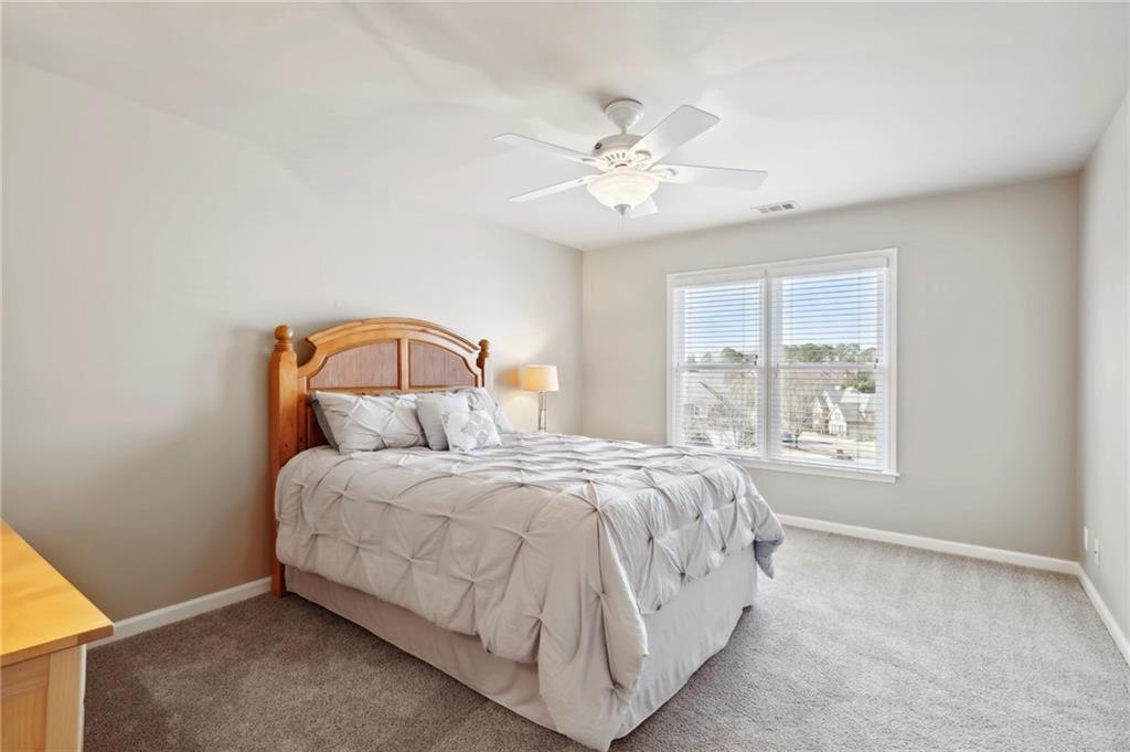 405 Garrick Point