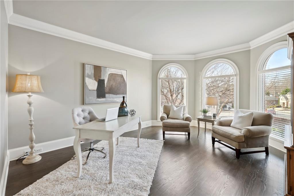 405 Garrick Point