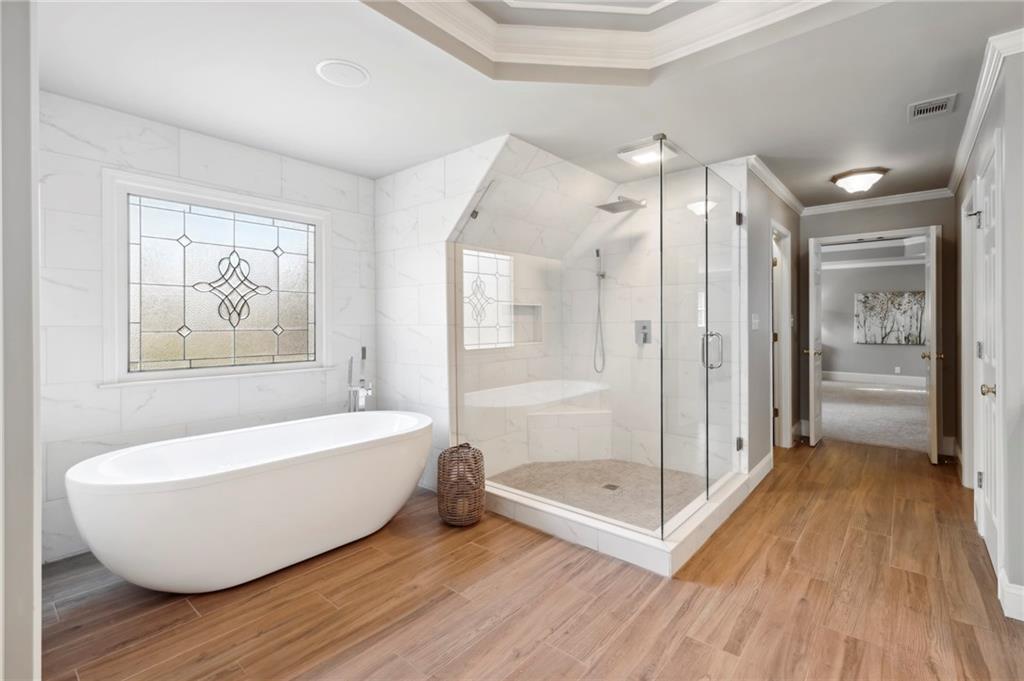 405 Garrick Point