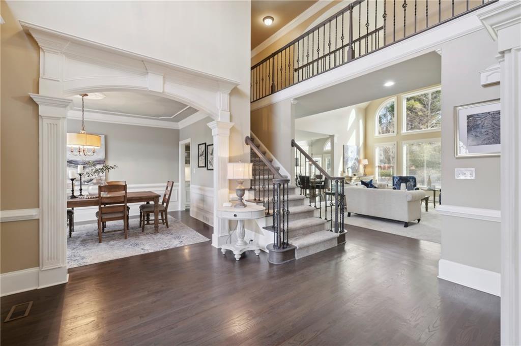 405 Garrick Point