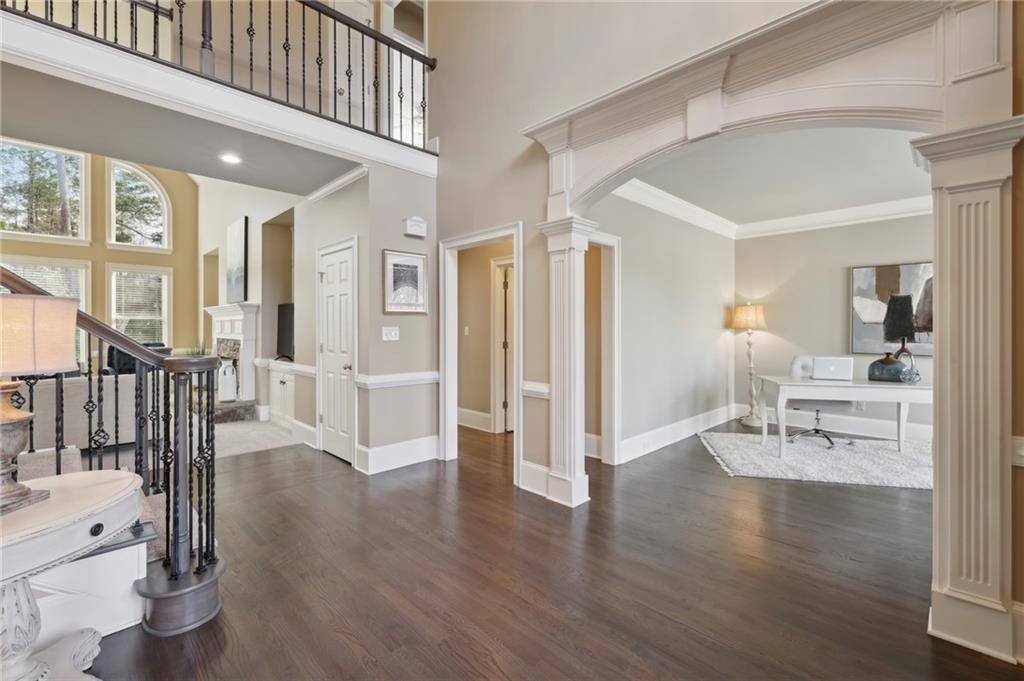405 Garrick Point