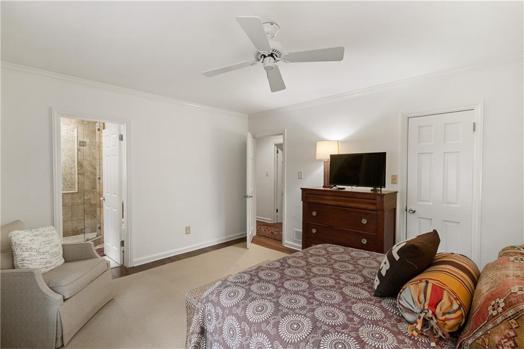 2778 Ridgewood Road NW