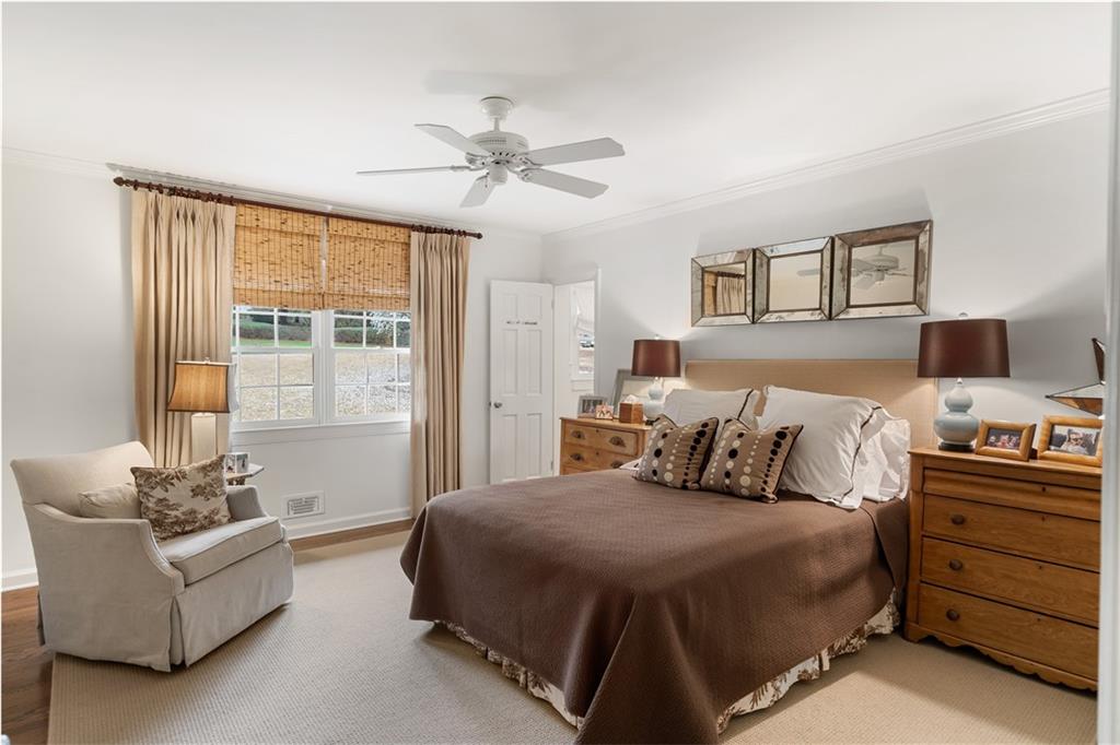 2778 Ridgewood Road NW