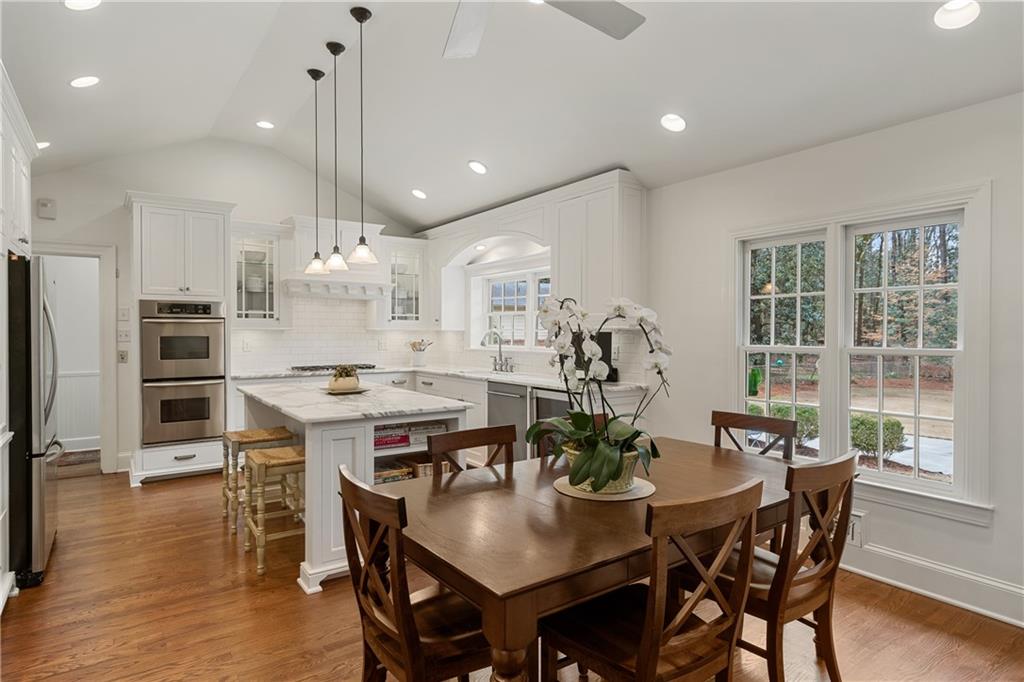 2778 Ridgewood Road NW