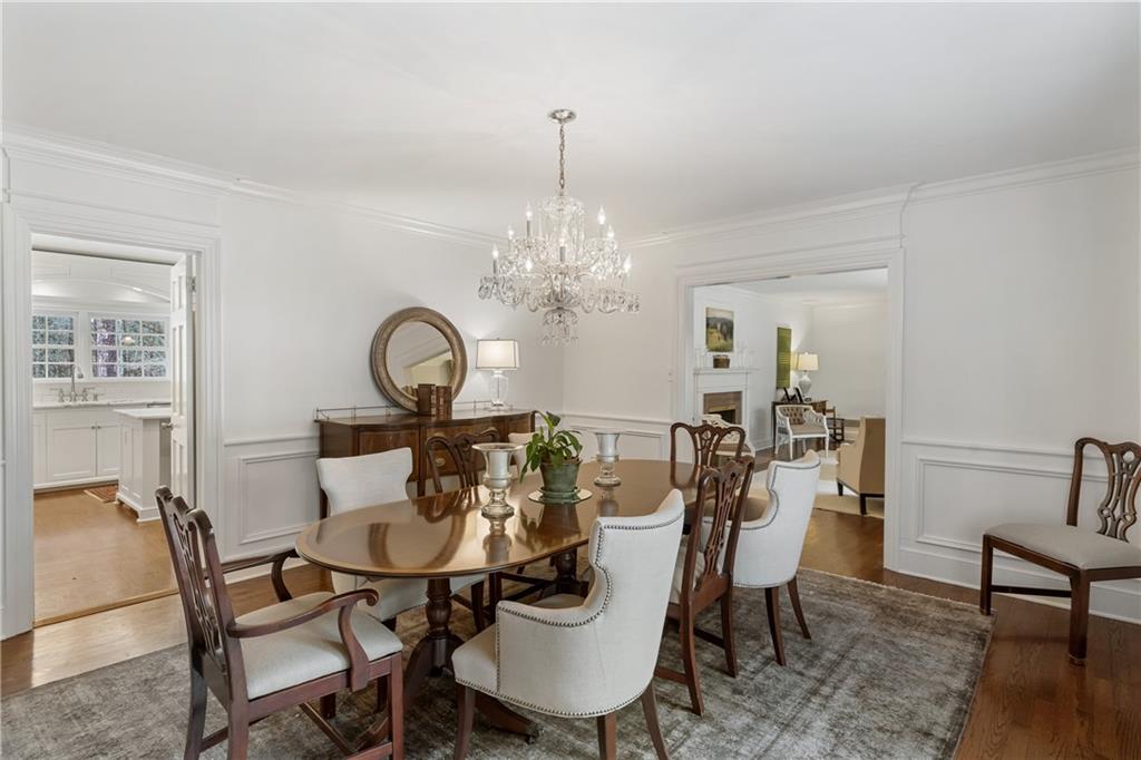 2778 Ridgewood Road NW