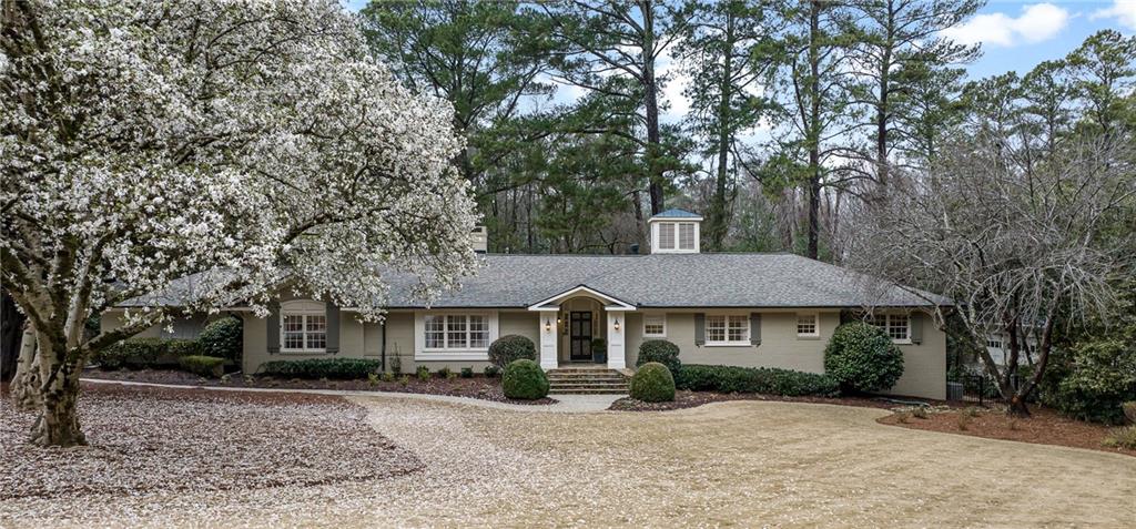 2778 Ridgewood Road NW