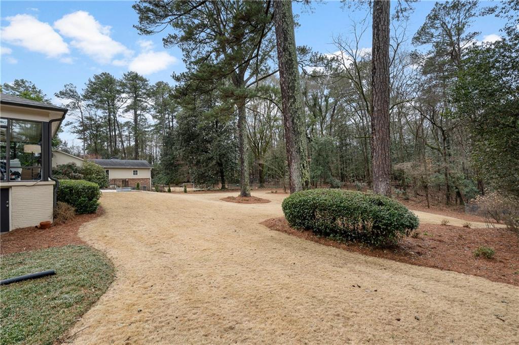 2778 Ridgewood Road NW