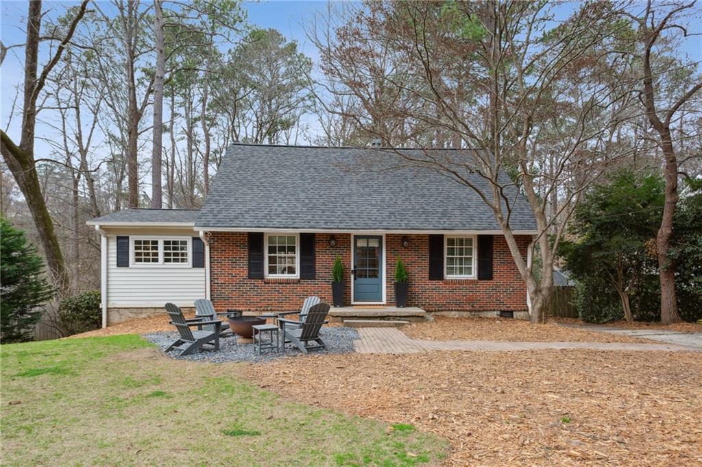 2710 Ridgemore Road NW