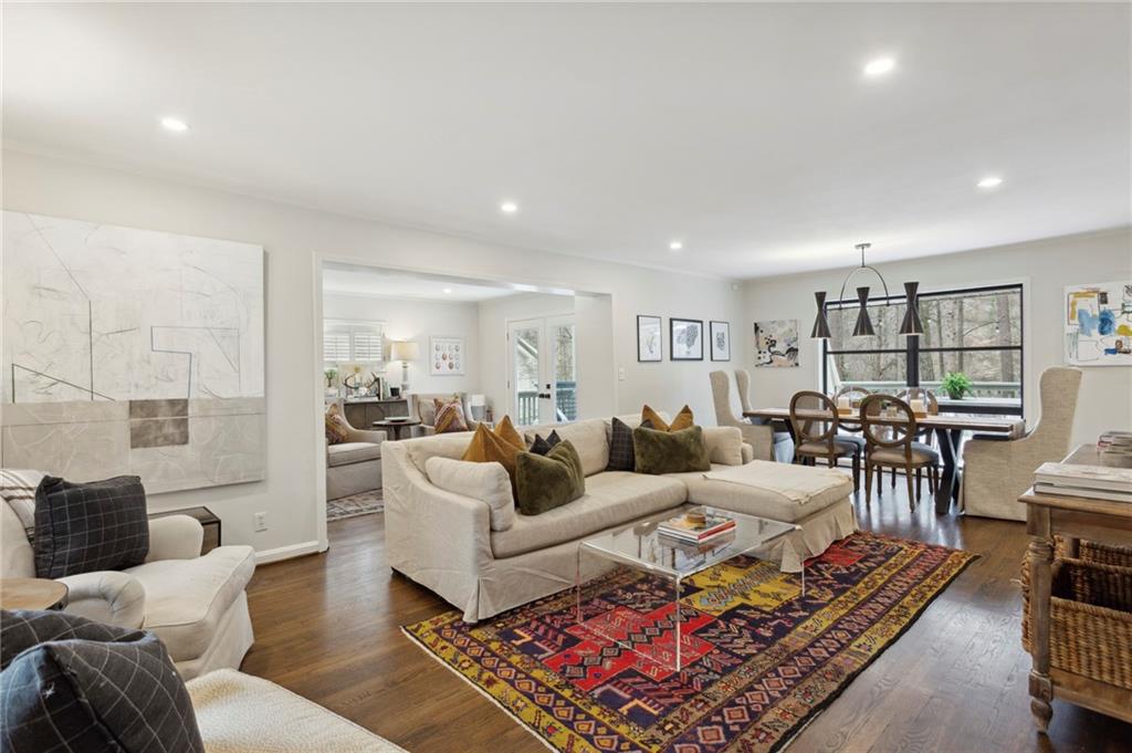 2710 Ridgemore Road NW