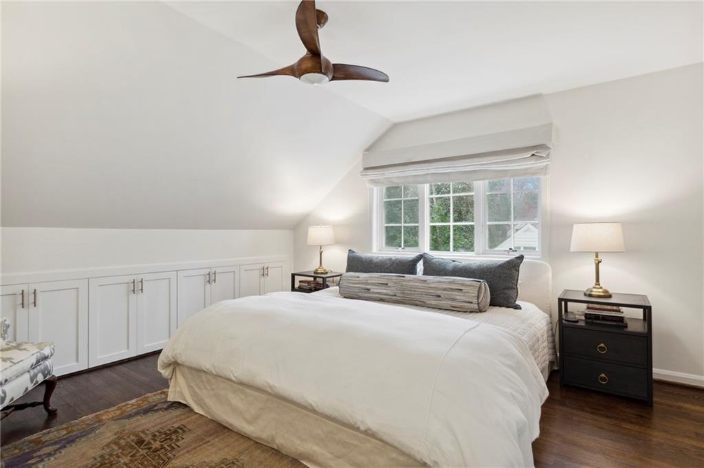 2710 Ridgemore Road NW