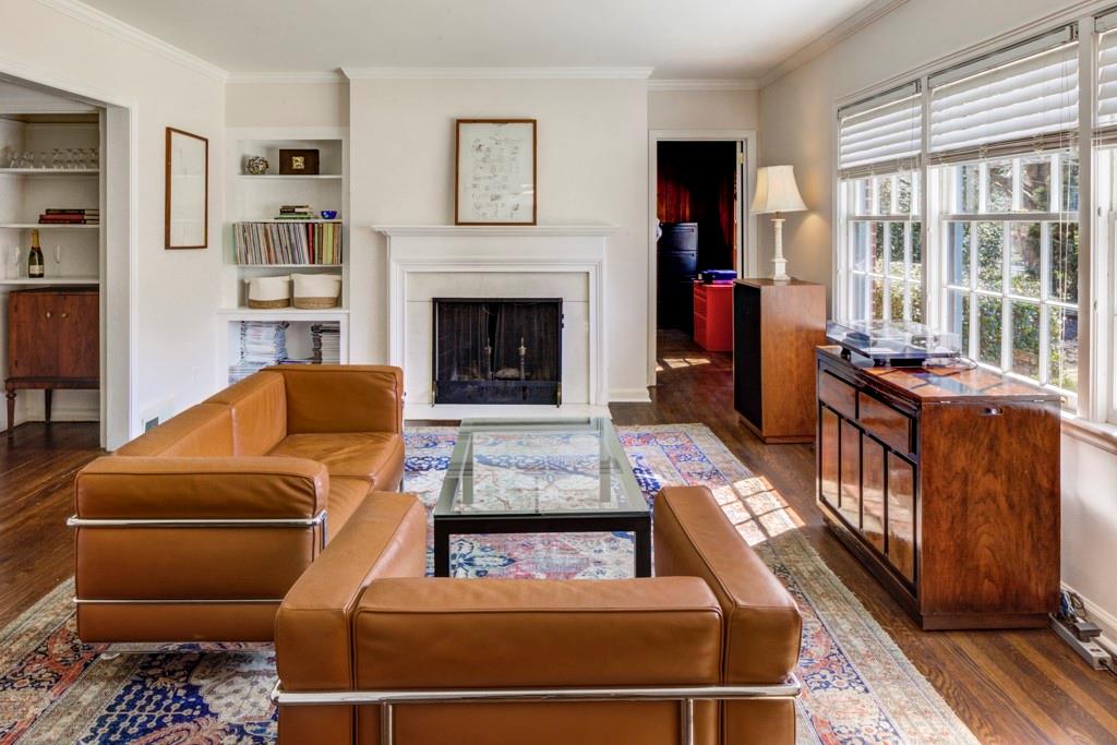 3765 Narmore Drive NE