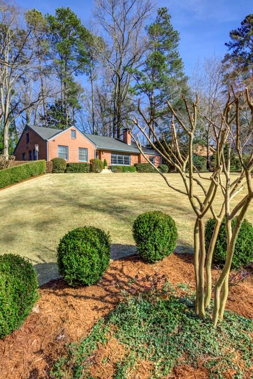 3765 Narmore Drive NE