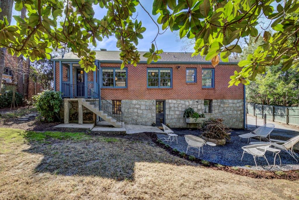 3765 Narmore Drive NE