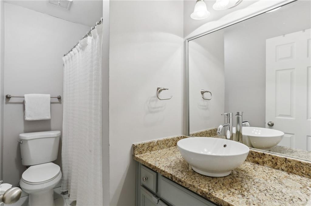 6980 Roswell Road Unit F7