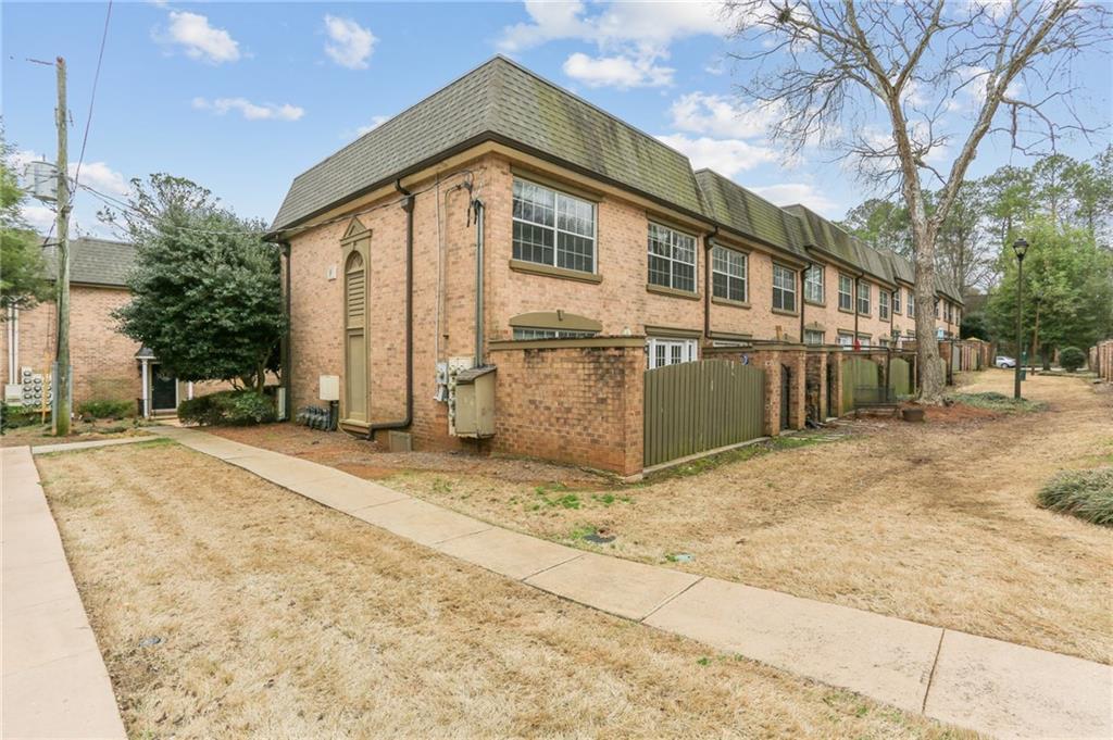 6980 Roswell Road Unit F7