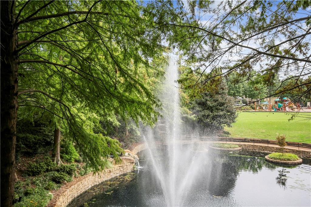 390 Bill Kennedy Way SE