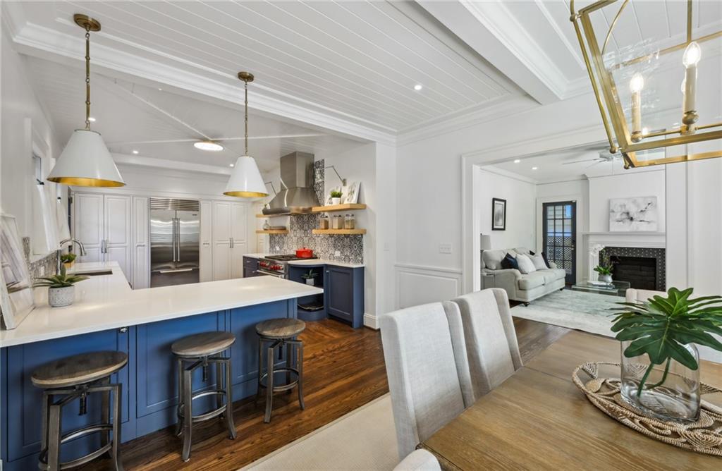 510 Pine Tree Drive NE