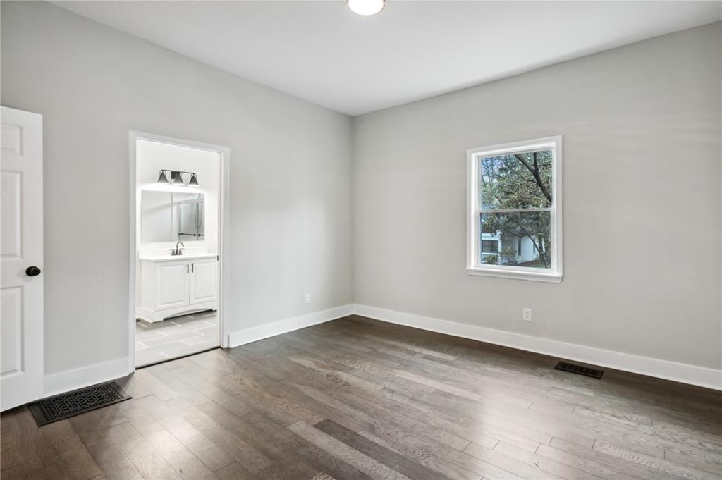 888 Gilbert Street SE