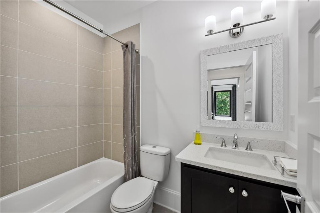 1105 Briar Cove Circle