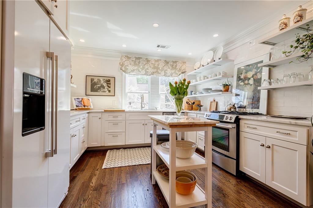 39 Lullwater Estate NE