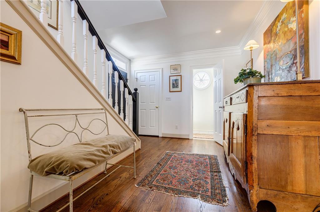 39 Lullwater Estate NE