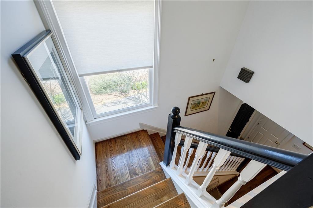 39 Lullwater Estate NE