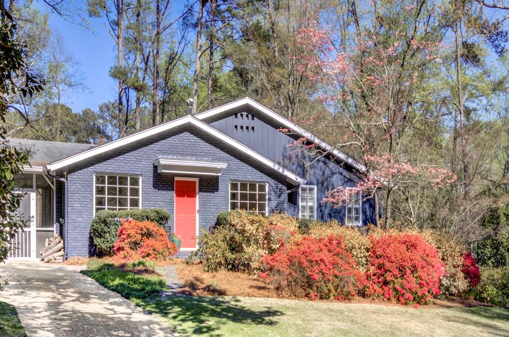 350 Allison Drive NE