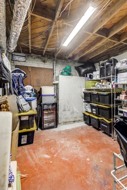 350 Allison Drive NE