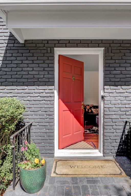 350 Allison Drive NE