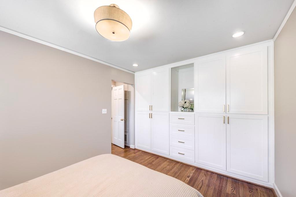 350 Allison Drive NE