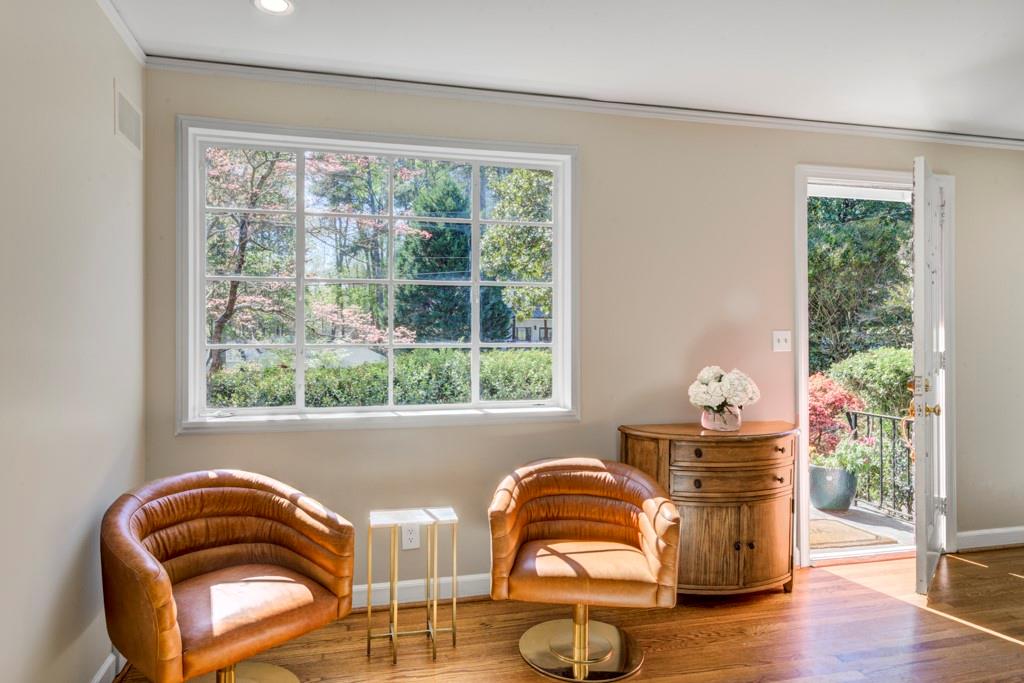 350 Allison Drive NE