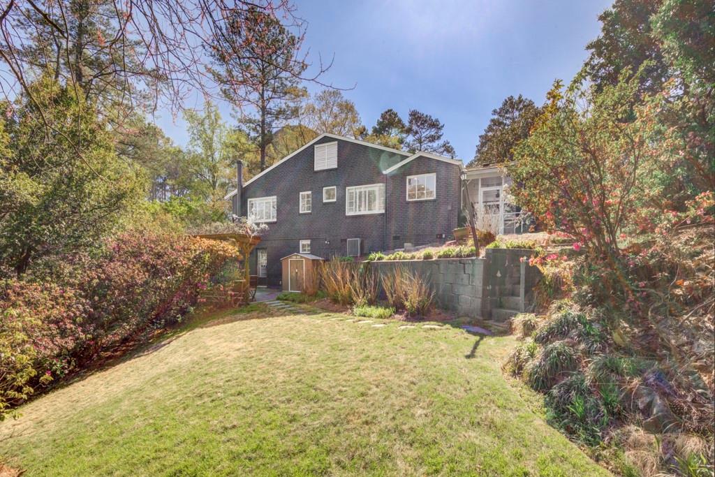 350 Allison Drive NE