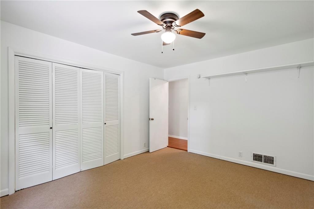 1736 Ridge Valley Court NW