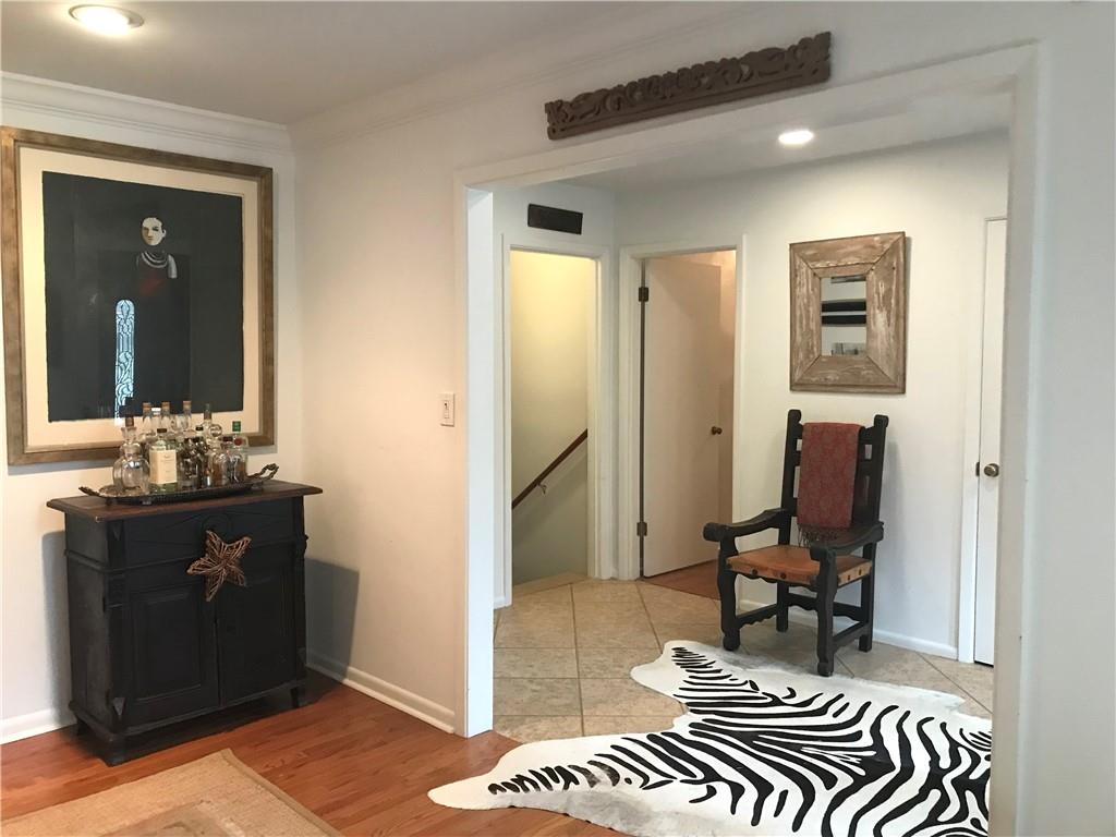 1736 Ridge Valley Court NW