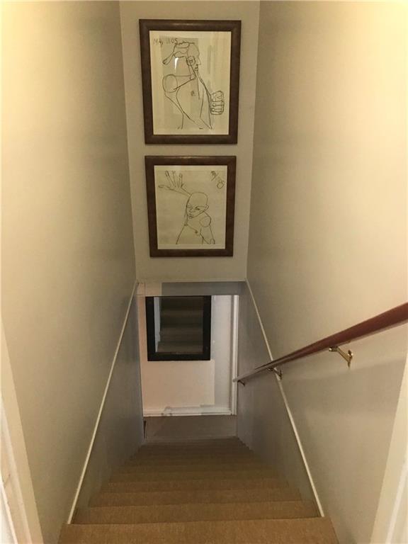 1736 Ridge Valley Court NW