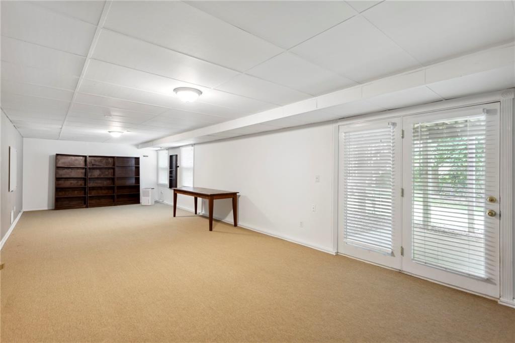 1736 Ridge Valley Court NW