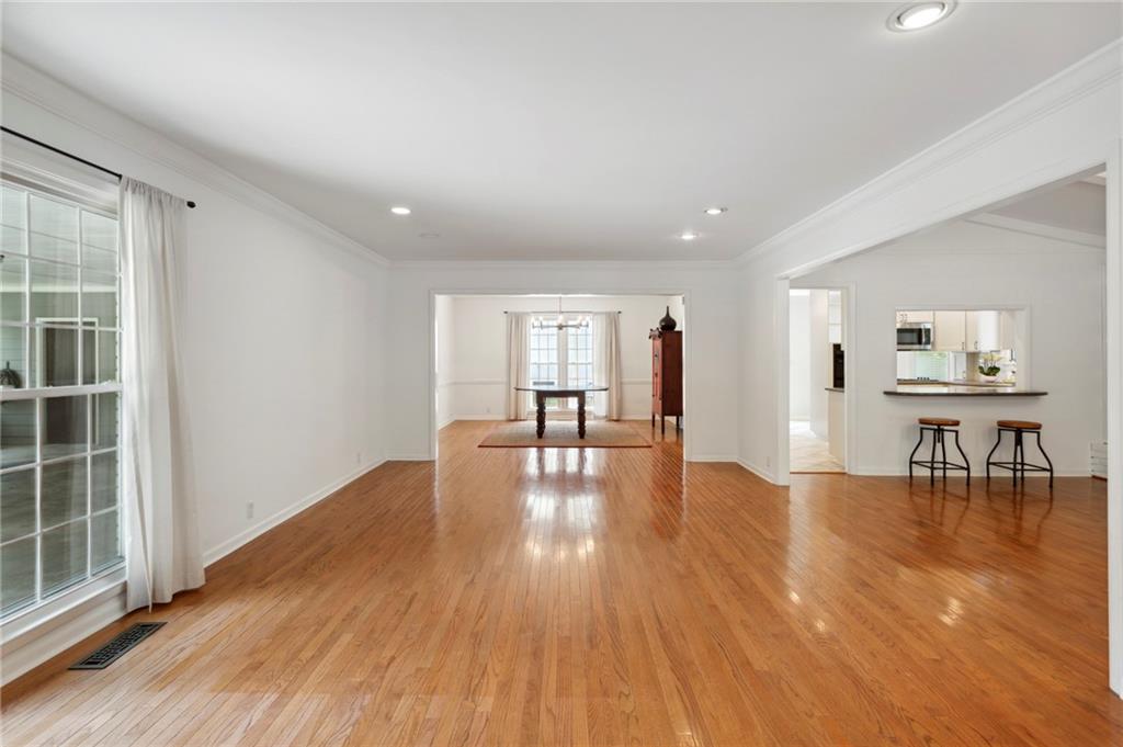 1736 Ridge Valley Court NW