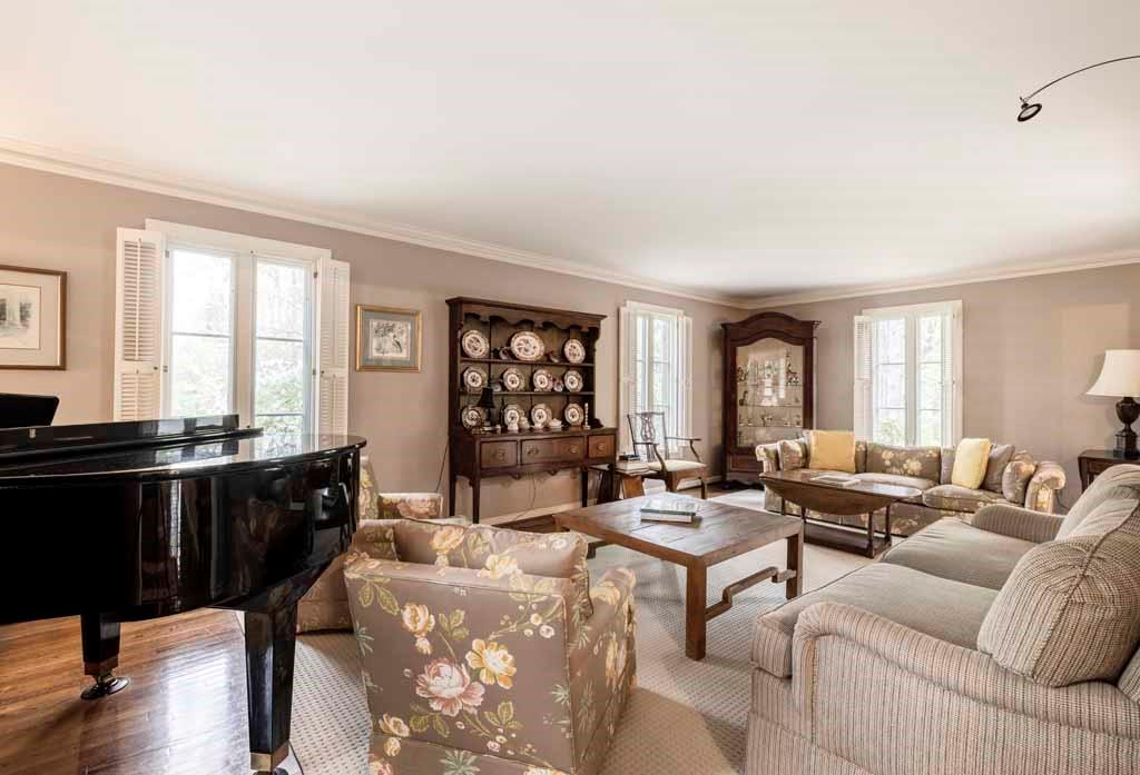 1060 Mountain Creek Trail