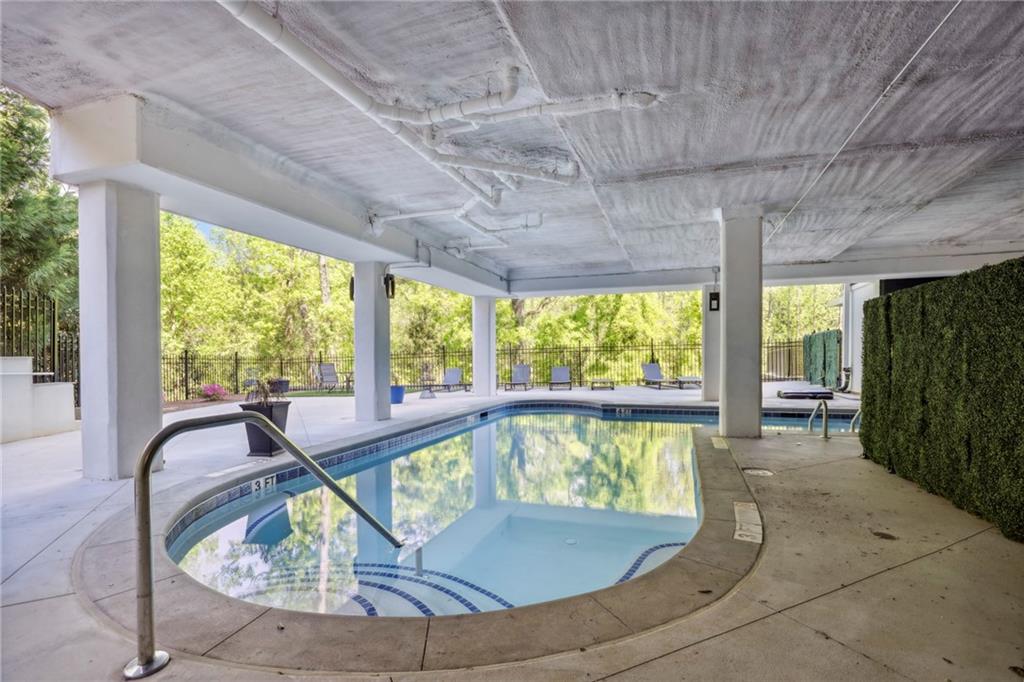 6890 Peachtree Dunwoody Road Unit 305