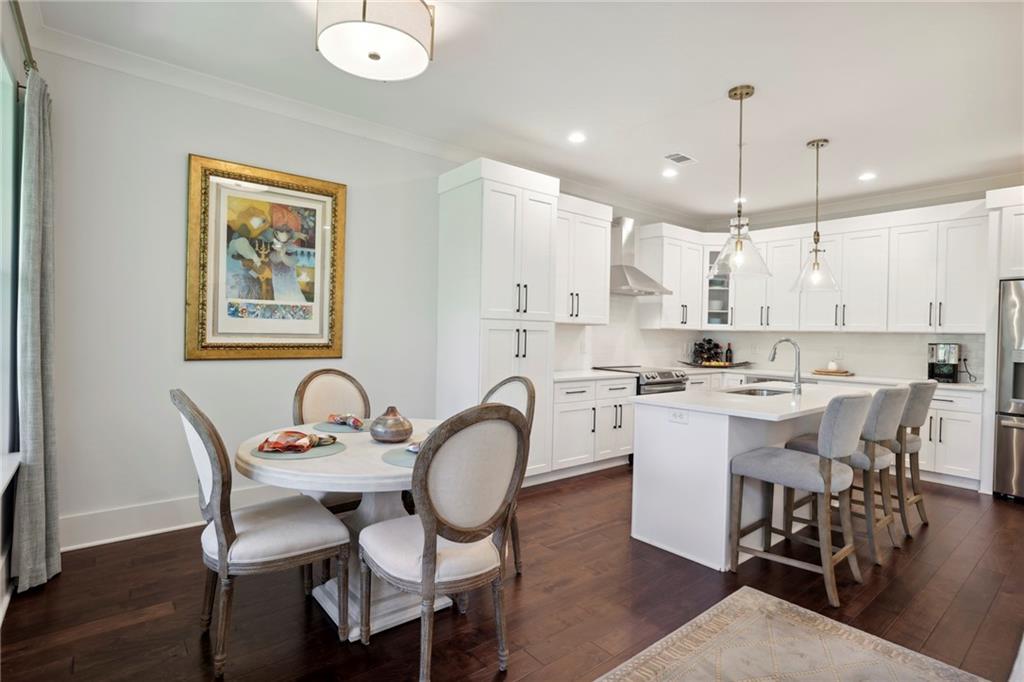 6890 Peachtree Dunwoody Road Unit 305