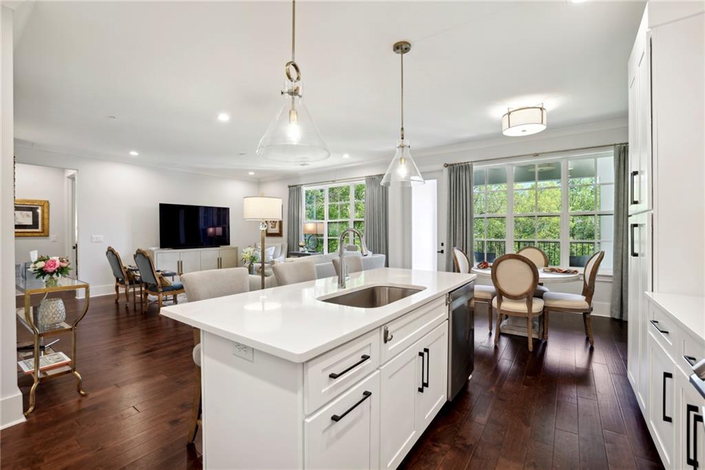 6890 Peachtree Dunwoody Road Unit 305