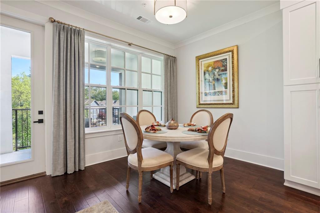 6890 Peachtree Dunwoody Road Unit 305