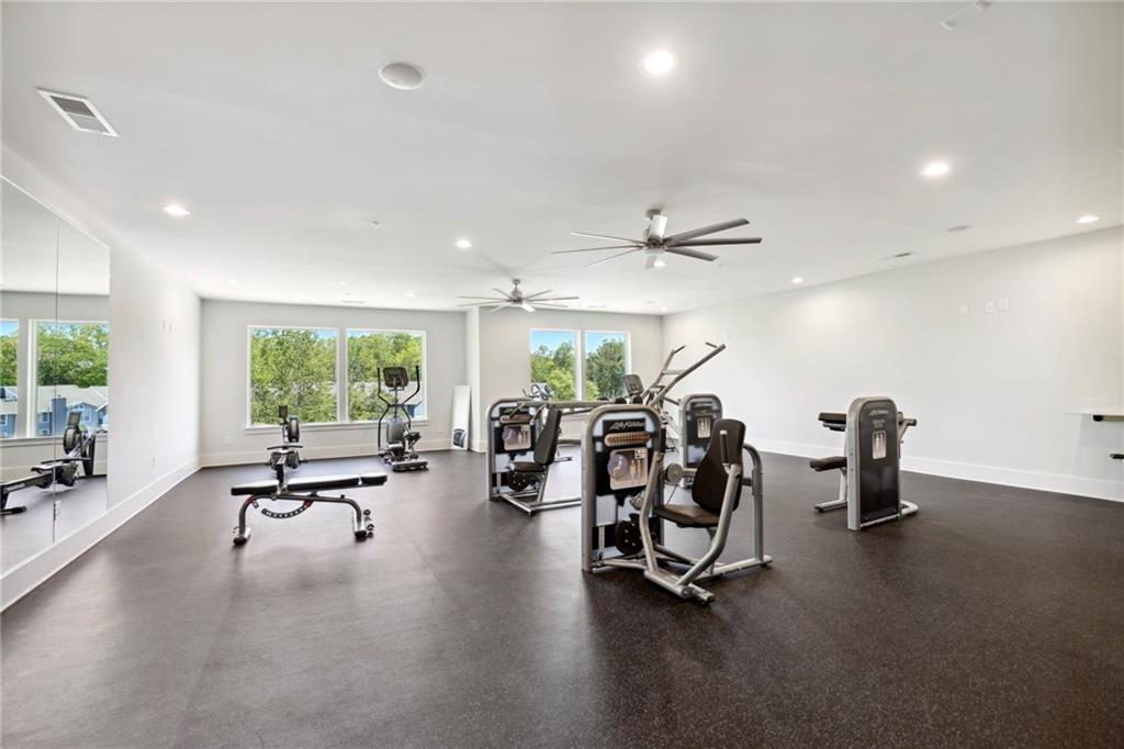 6890 Peachtree Dunwoody Road Unit 305