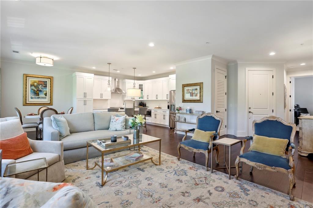 6890 Peachtree Dunwoody Road Unit 305