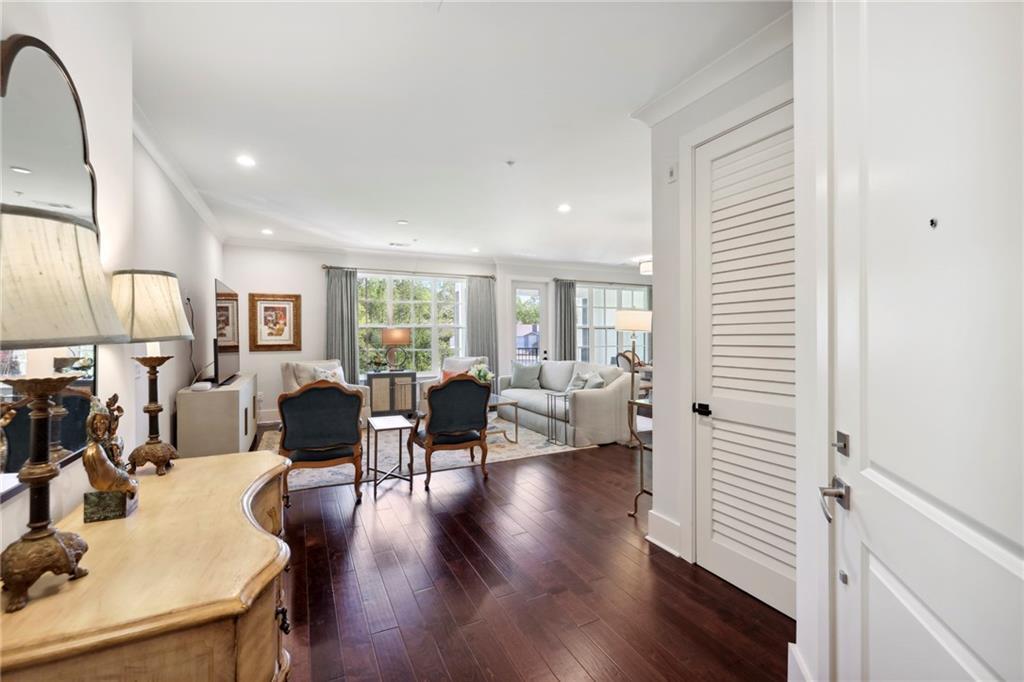 6890 Peachtree Dunwoody Road Unit 305