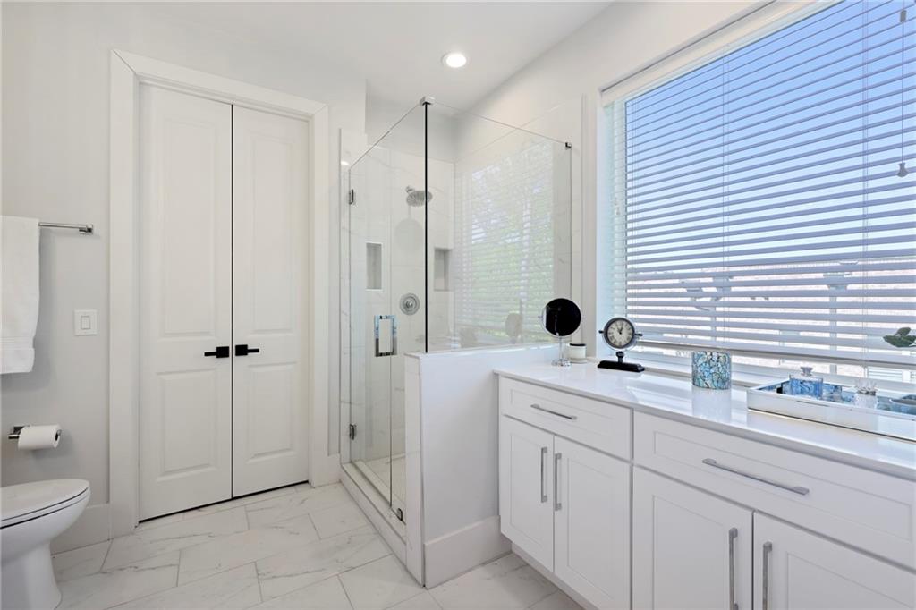 6890 Peachtree Dunwoody Road Unit 305