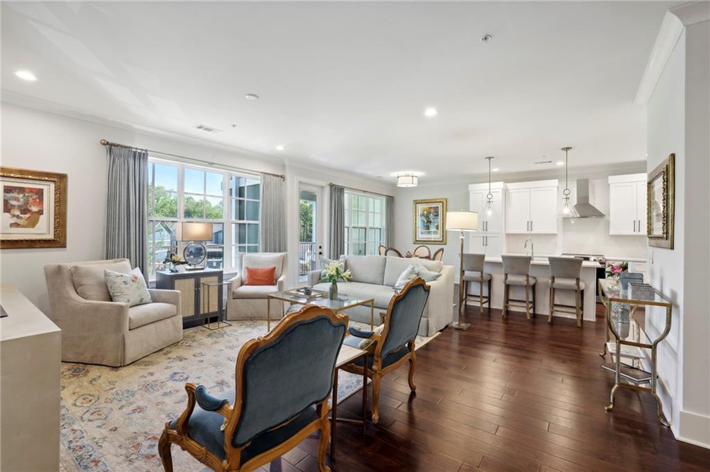 6890 Peachtree Dunwoody Road Unit 305