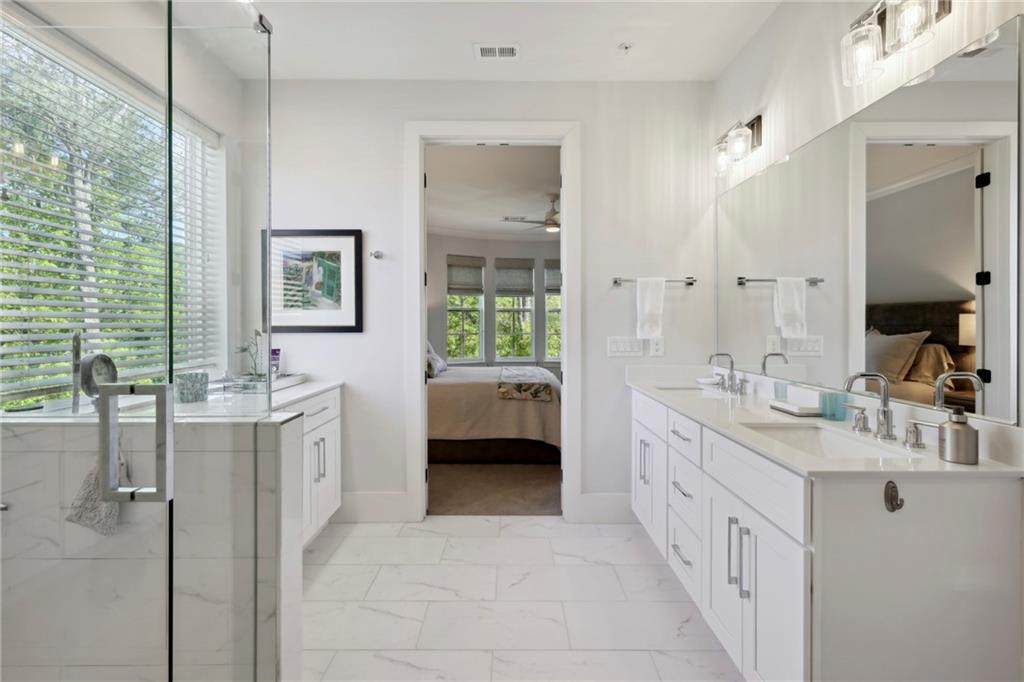 6890 Peachtree Dunwoody Road Unit 305